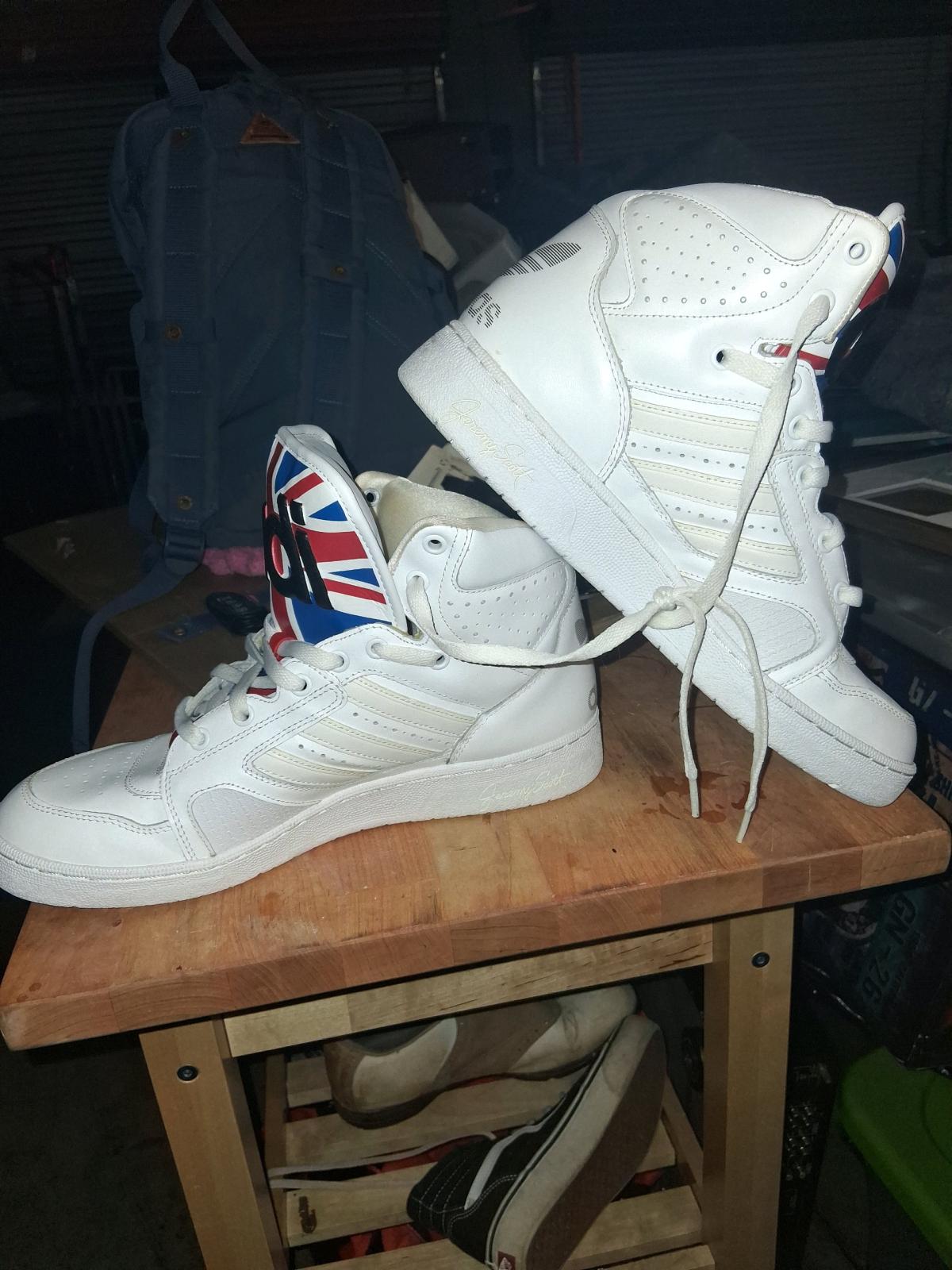 Certified Original Adidas Jeremy Scott Union Jack - Albemarle, North Carolina - FleaMarketBay