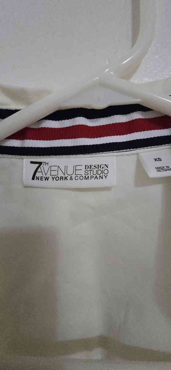 7th Ave White Button down shirt - Ardmore, Pennsylvania - FleaMarketBay