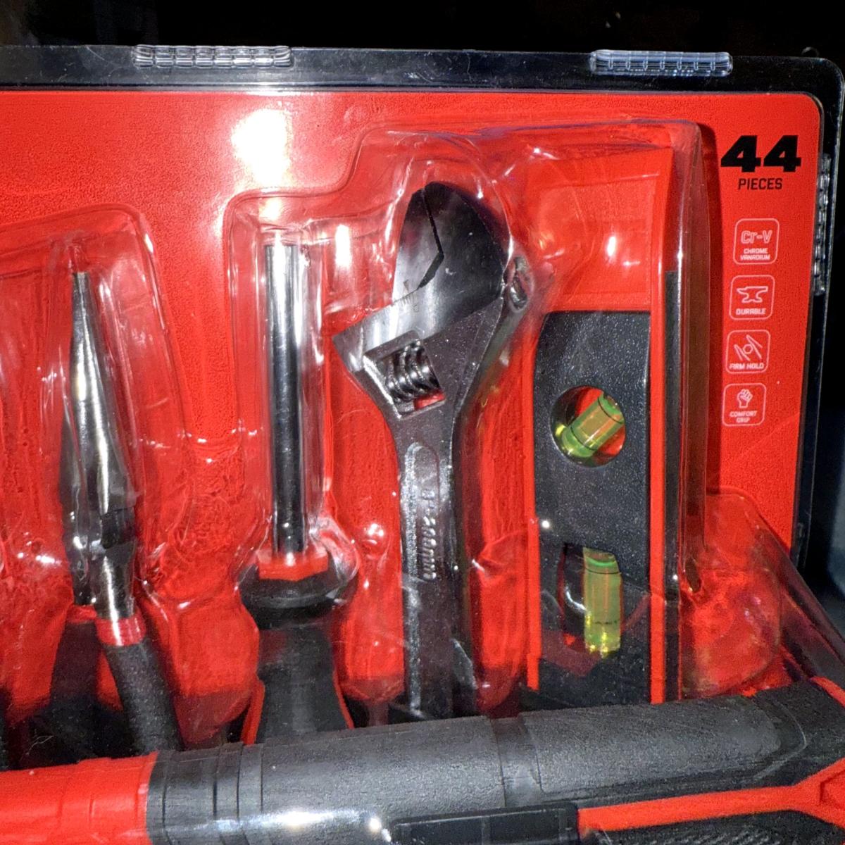 Corebilt 44 pcs hand tool set - Arlington, Texas - FleaMarketBay