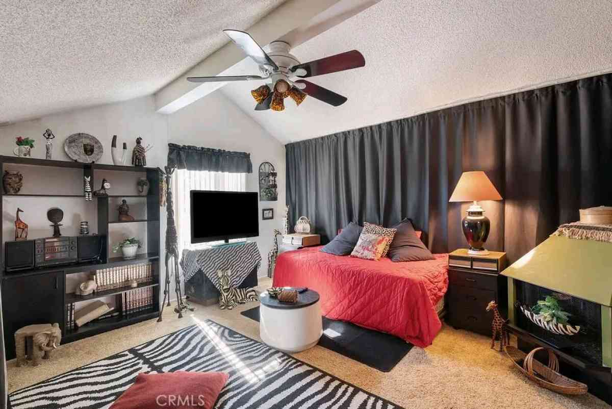 Estate Sale Loft Rm - Moreno Valley, California