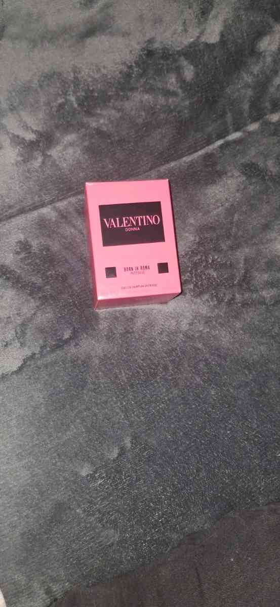 Valentino Donna Born In Roma Intense 100ML - West Palm Beach, Florida - FleaMarketBay