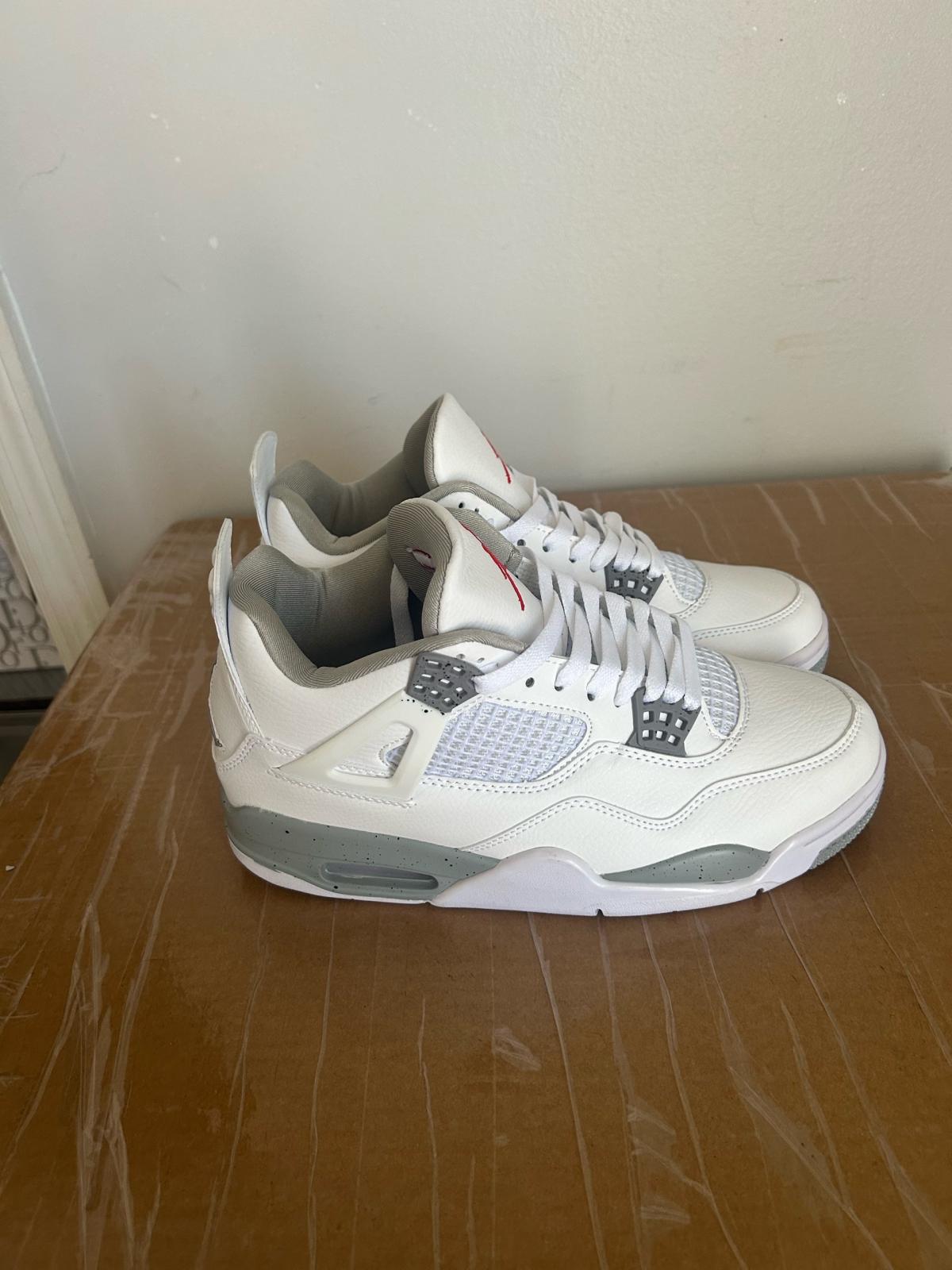 size 8 Jordans - Smyrna, Tennessee - FleaMarketBay