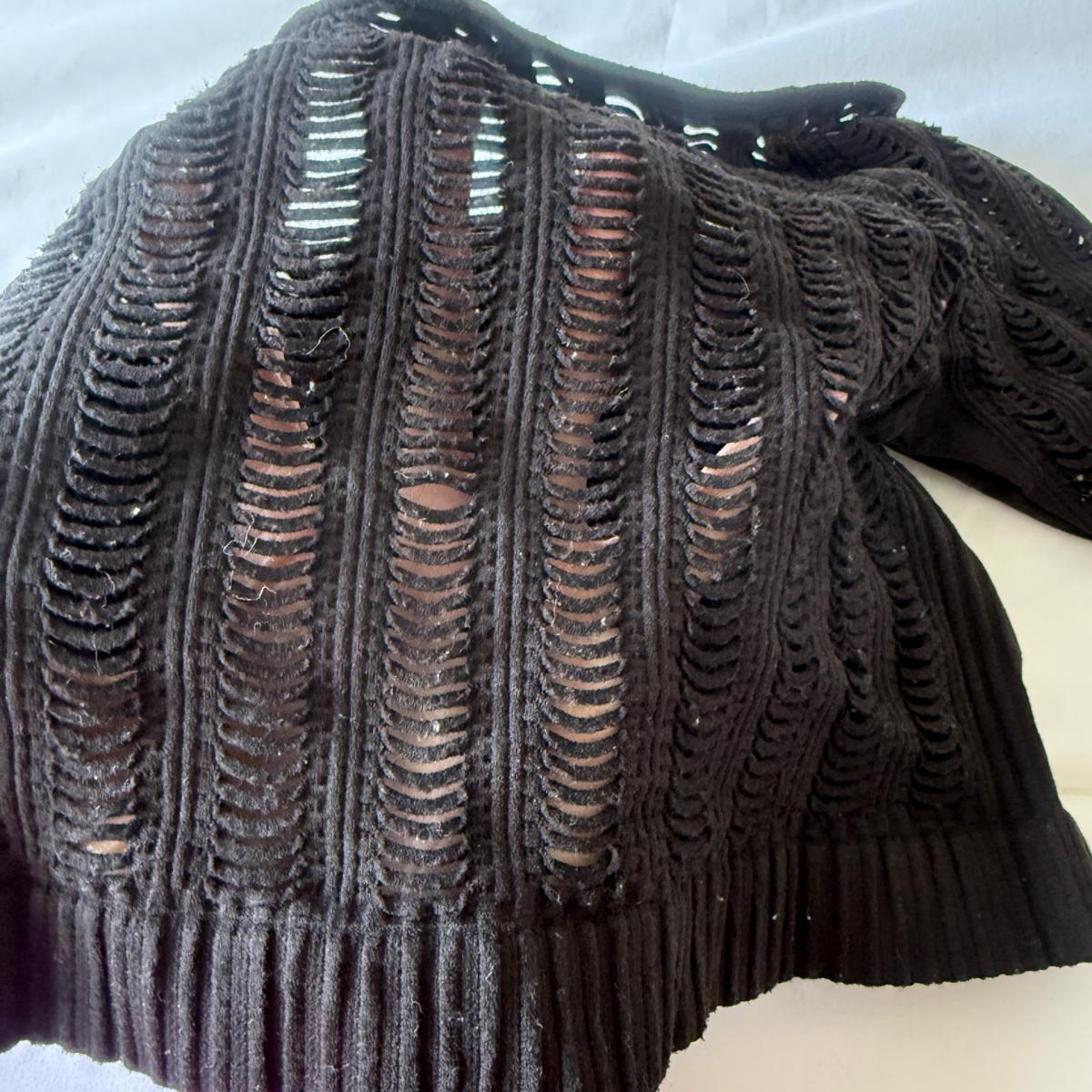 Black OpenKnit Ribbed Long Sleeve Crop Top  Textured Stateme - Los Angeles, California - FleaMarketBay