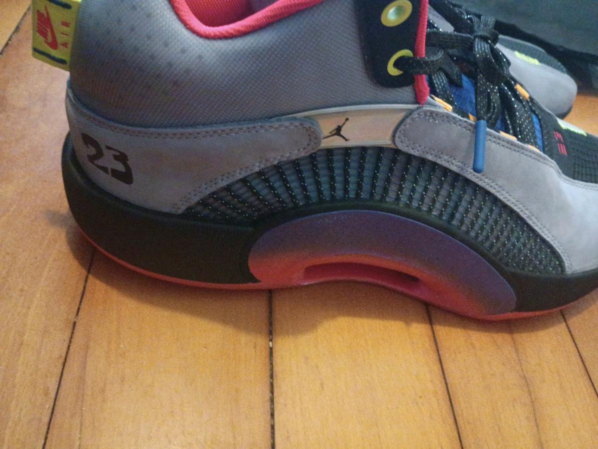 Air Jordan retro - Shrewsbury, Massachusetts - FleaMarketBay