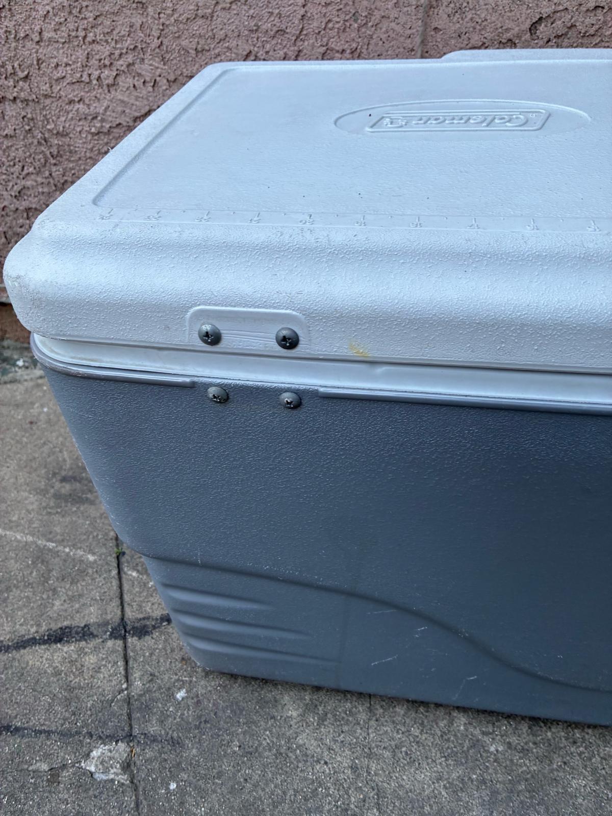 Cooler Coleman - Maywood, California - FleaMarketBay