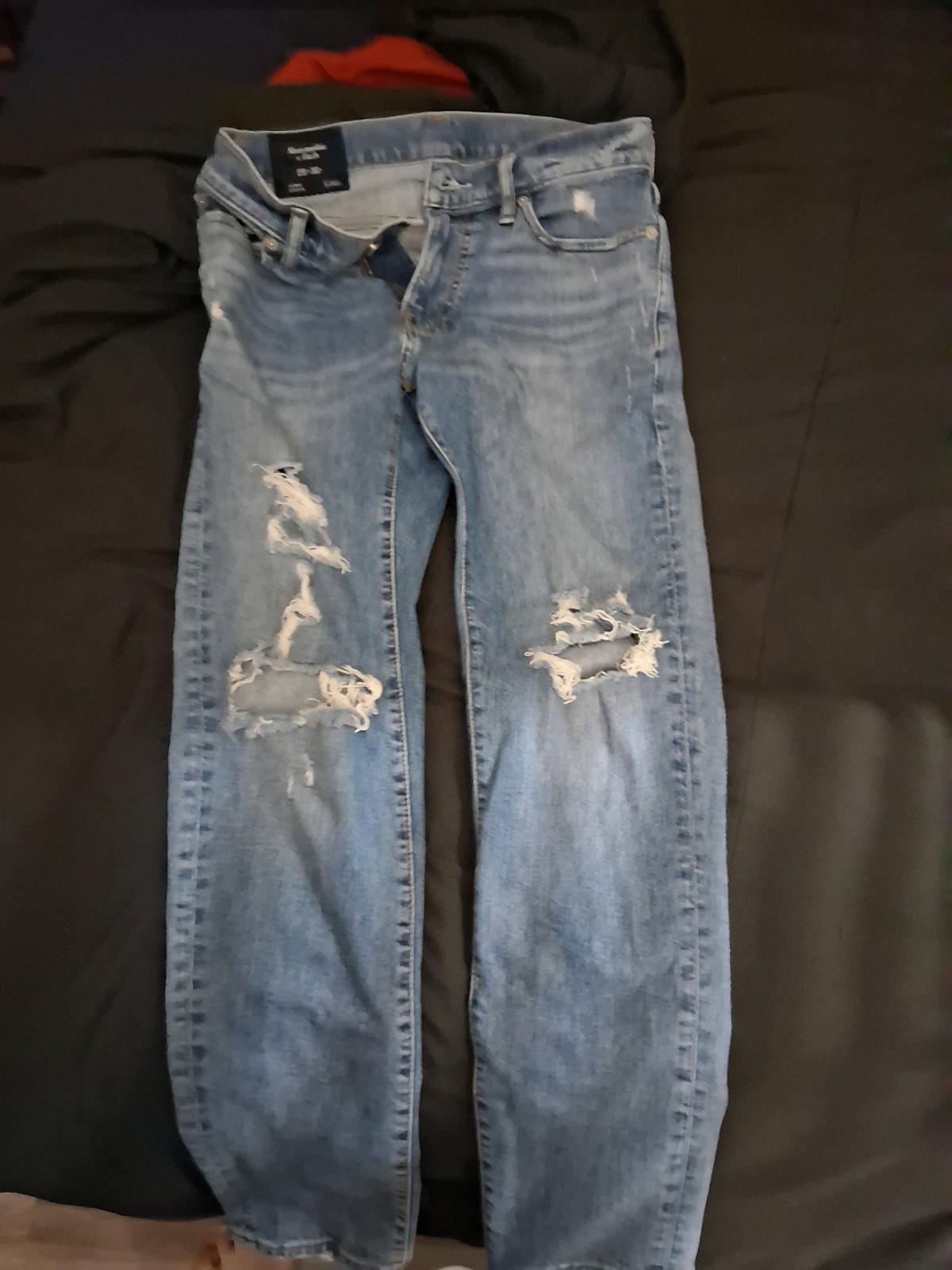 Abercrombie And Fitch Ripped Jeans - Avondale, Arizona