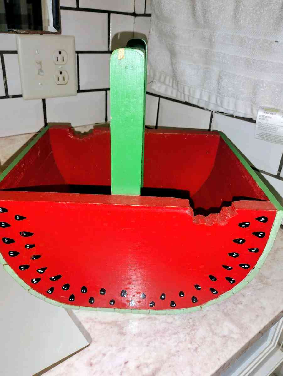 Vtg  1990 Watermelon Basket