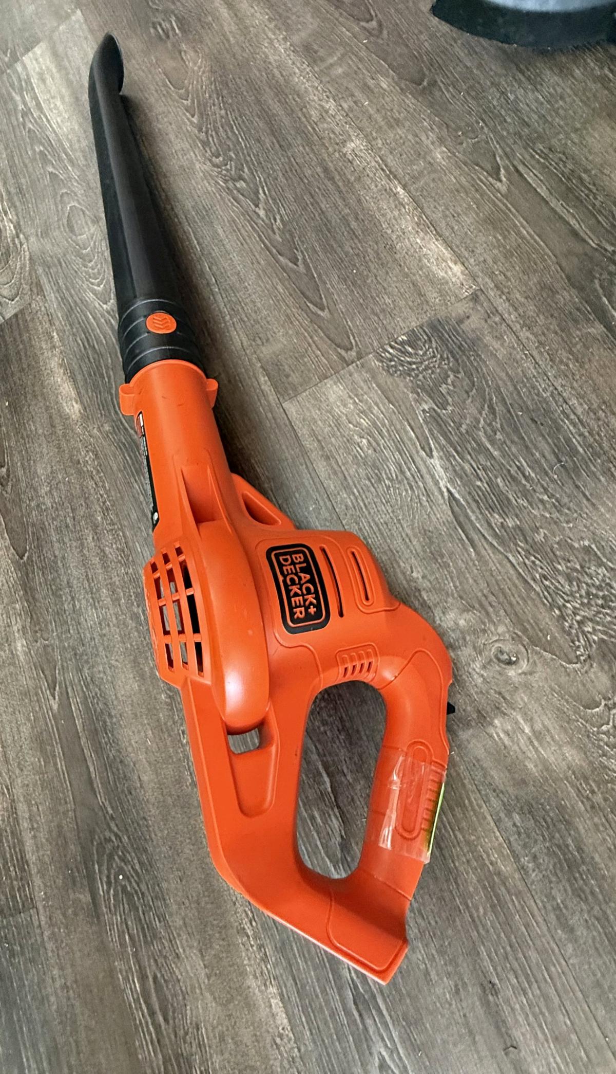 black and Decker 20v blower - Cobb, Georgia - FleaMarketBay