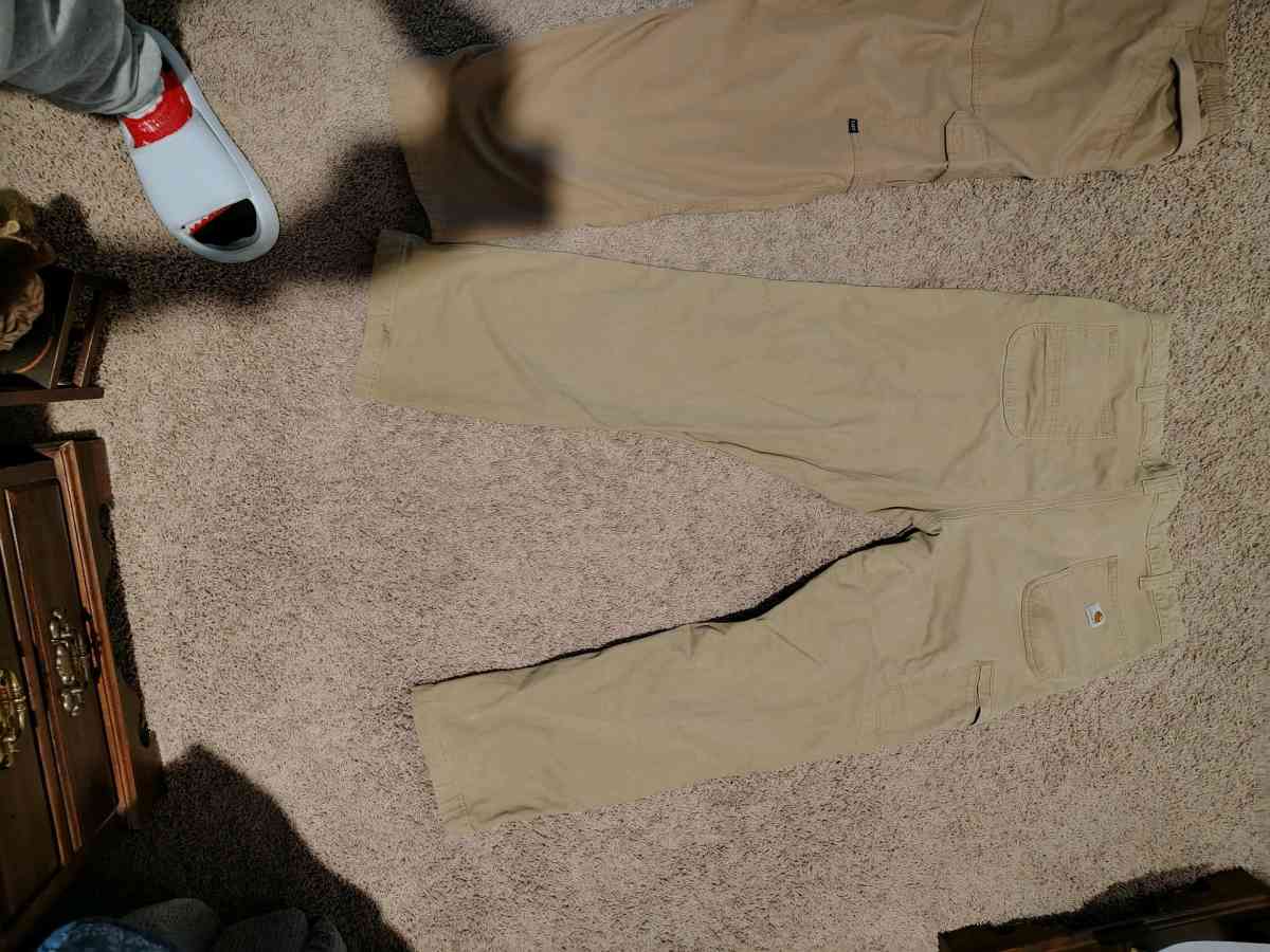 4 pairs of mens Carhartt jeans - Chambersburg, Pennsylvania - FleaMarketBay