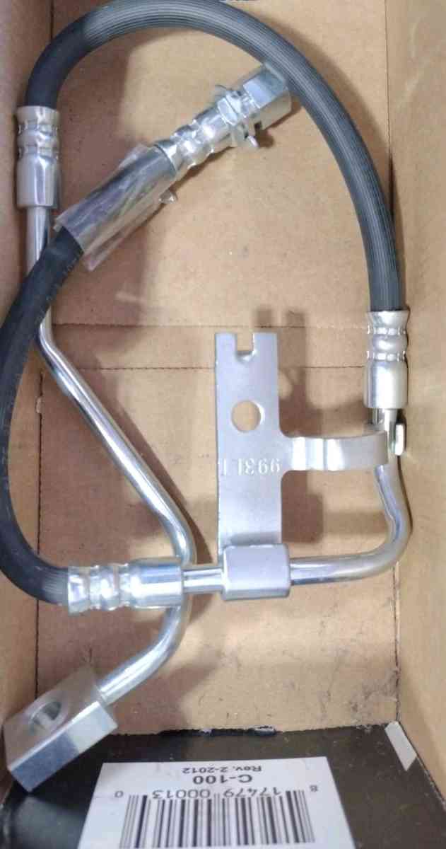 new dodge Dakota 4x4 parts 1999 2000 2004 fits - Fayetteville, North Carolina - FleaMarketBay