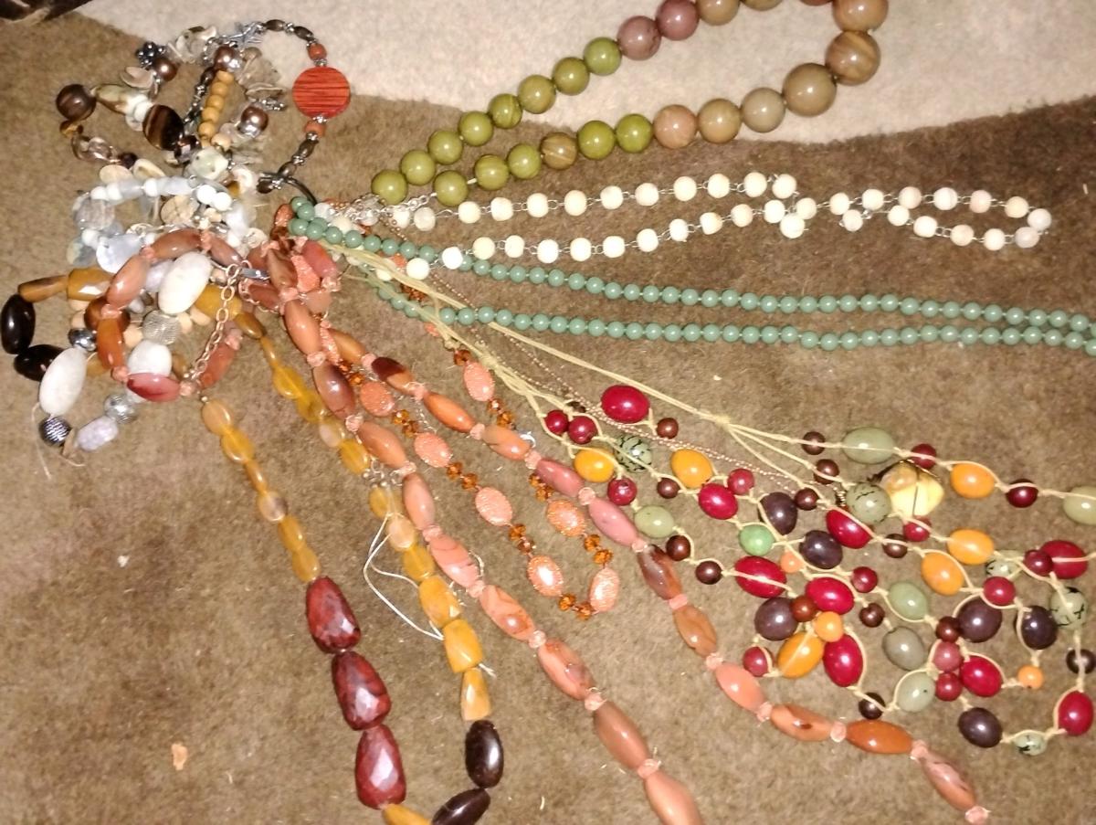 lot of jewlery - Golden, Colorado - FleaMarketBay