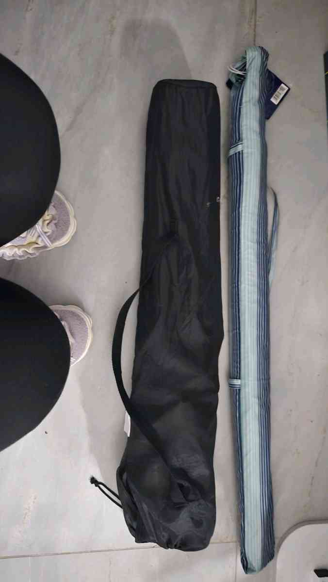 Beach Umbrella with Carrying Bag and chairs - Brooklyn, New York - FleaMarketBay