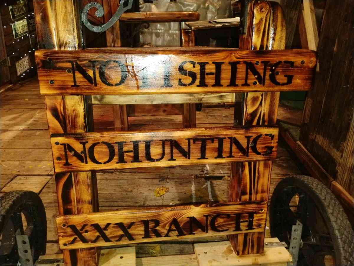 wood benches - Yukon, Oklahoma - FleaMarketBay