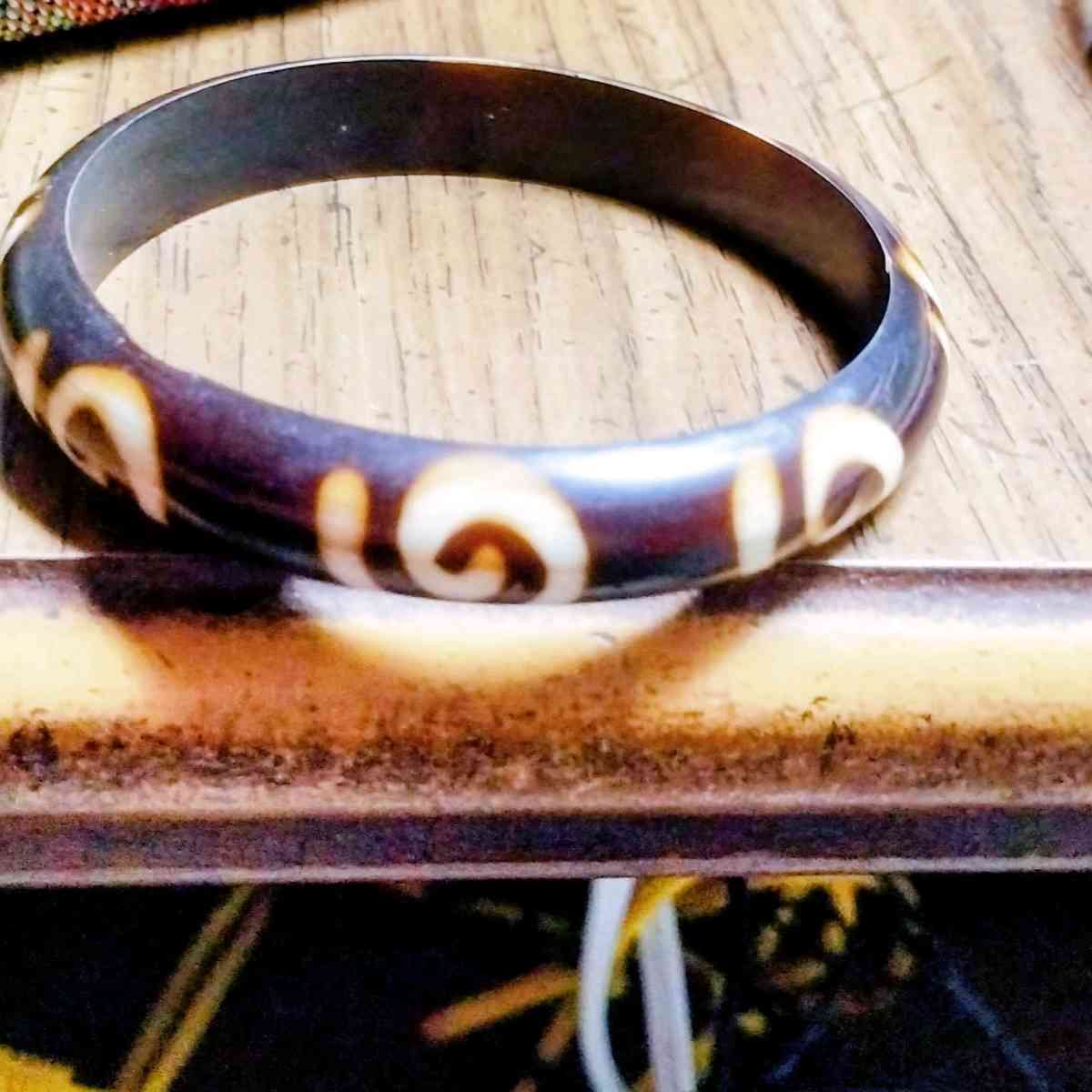 BAKELITE BRACLETS - Corning, Arkansas - FleaMarketBay