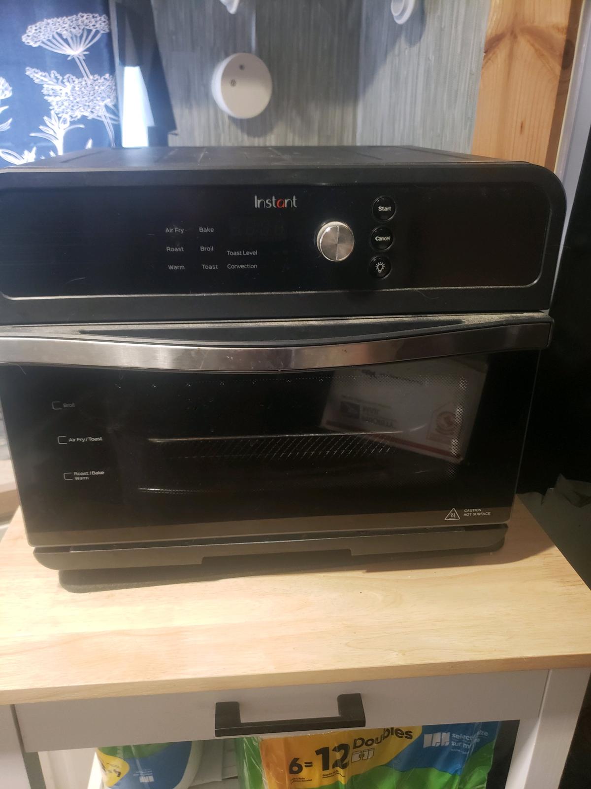 Instant Air Fryer Toaster Oven