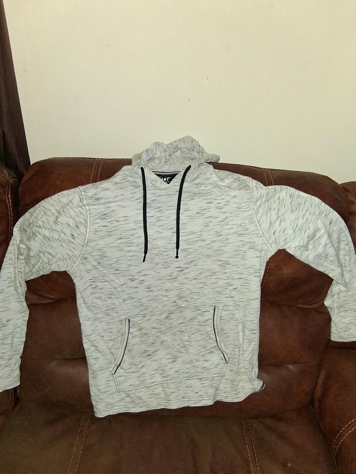 Womens hoodie - Middlesex, North Carolina