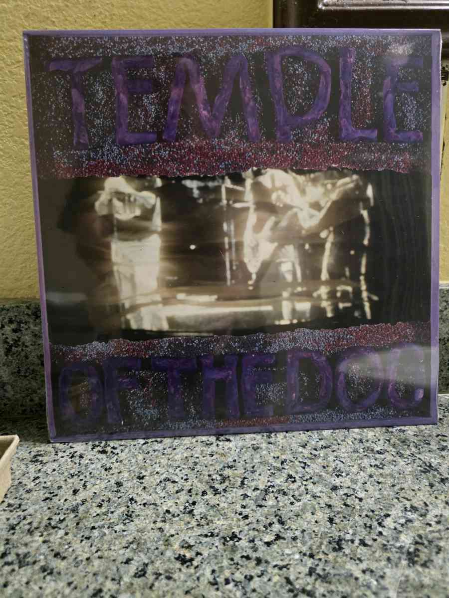 Temple Of The Dog Self Titled Vinyl LP - Rosharon, Texas
