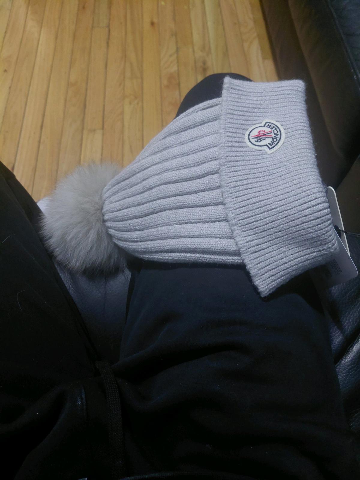 moncler hat