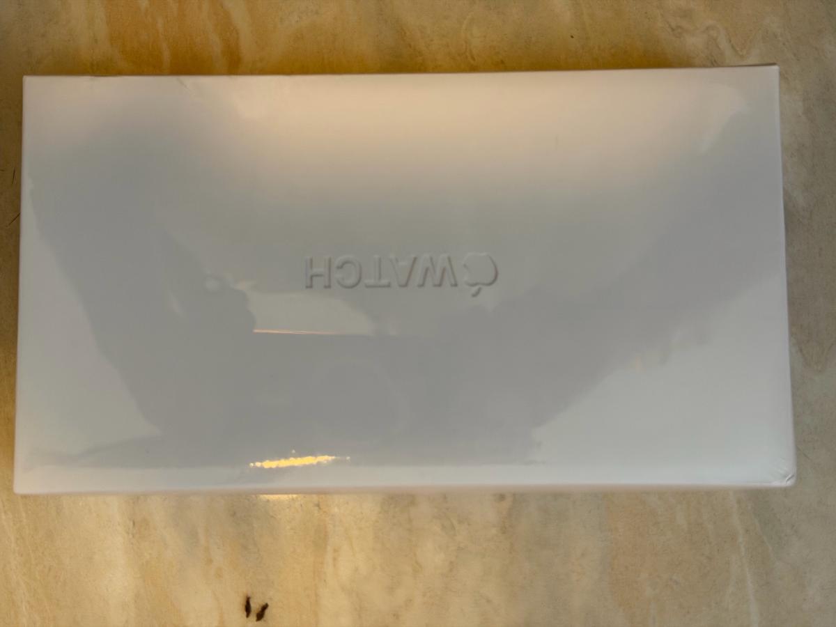 Apple Watch Ultra 4 44mm brand new In box - Lakeland, Florida - FleaMarketBay