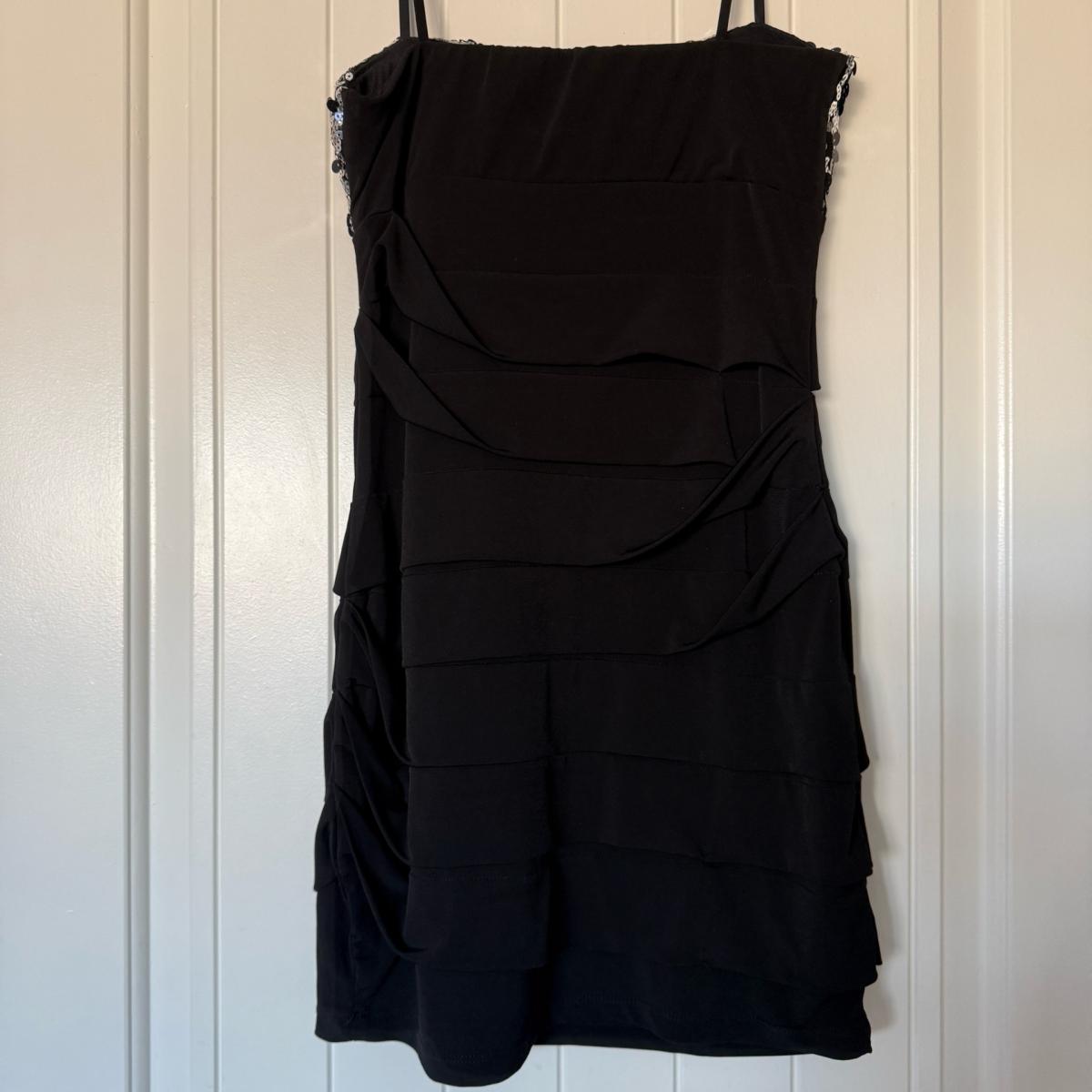 City Triangles Black  Silver Sequin Strapless Mini Dress - Los Angeles, California - FleaMarketBay