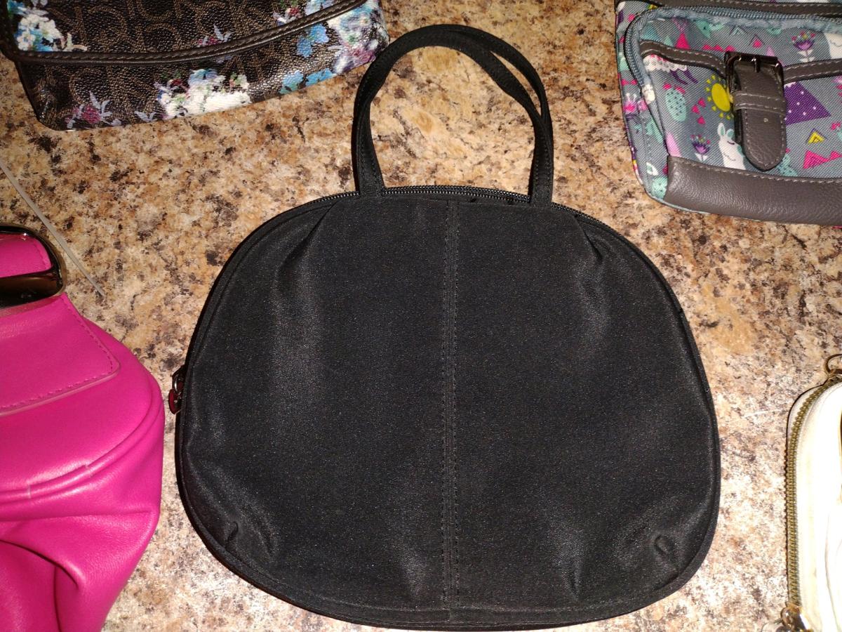 6 Small Carrying Purses - Corning, Arkansas - FleaMarketBay