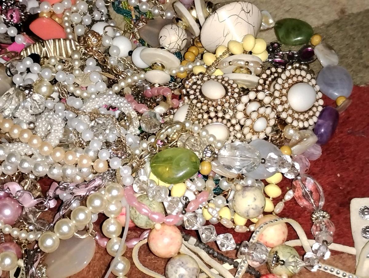 lot of necklaces - Golden, Colorado - FleaMarketBay