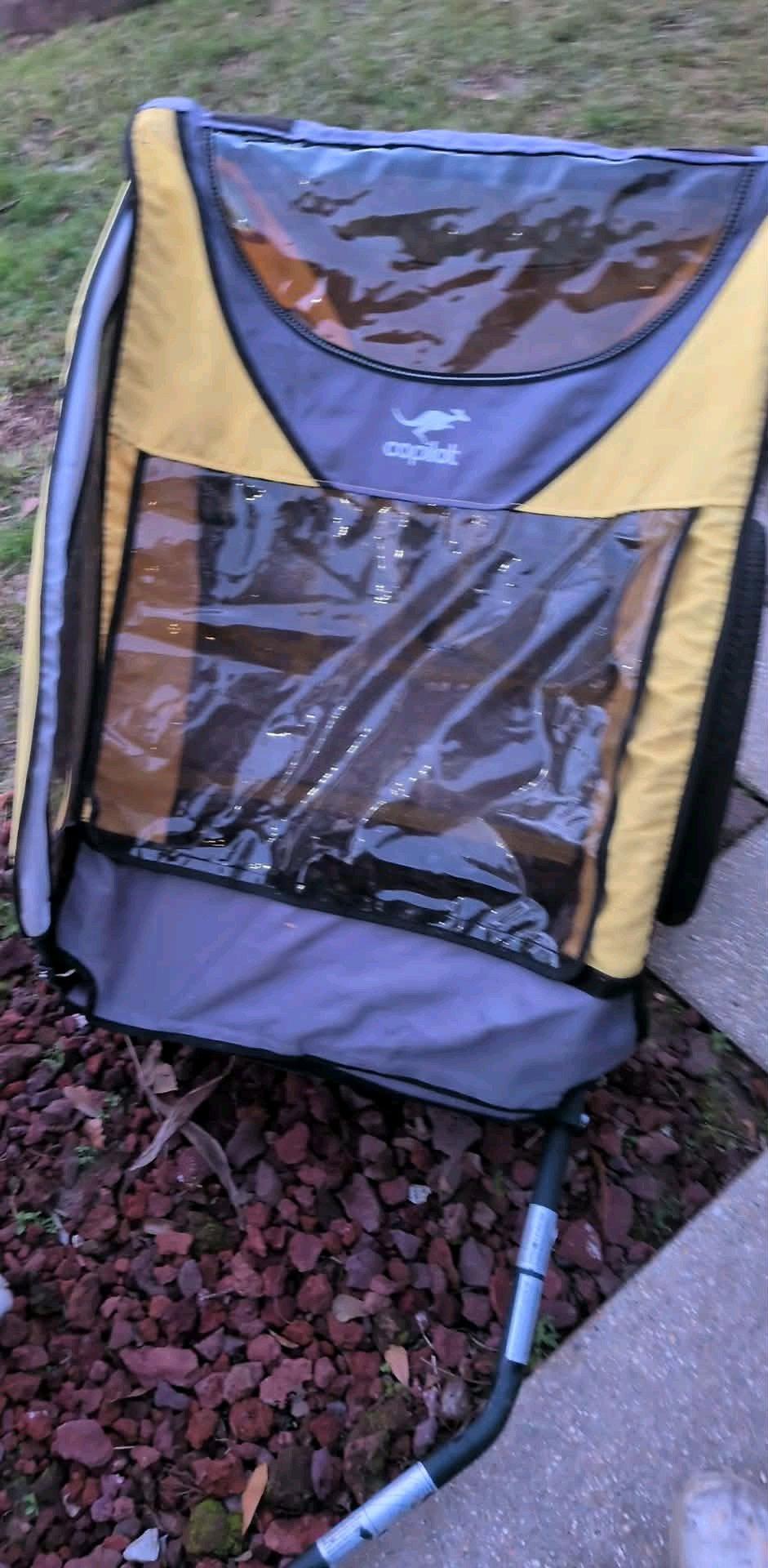 copilot bike kids trailer - Lafayette, Louisiana - FleaMarketBay