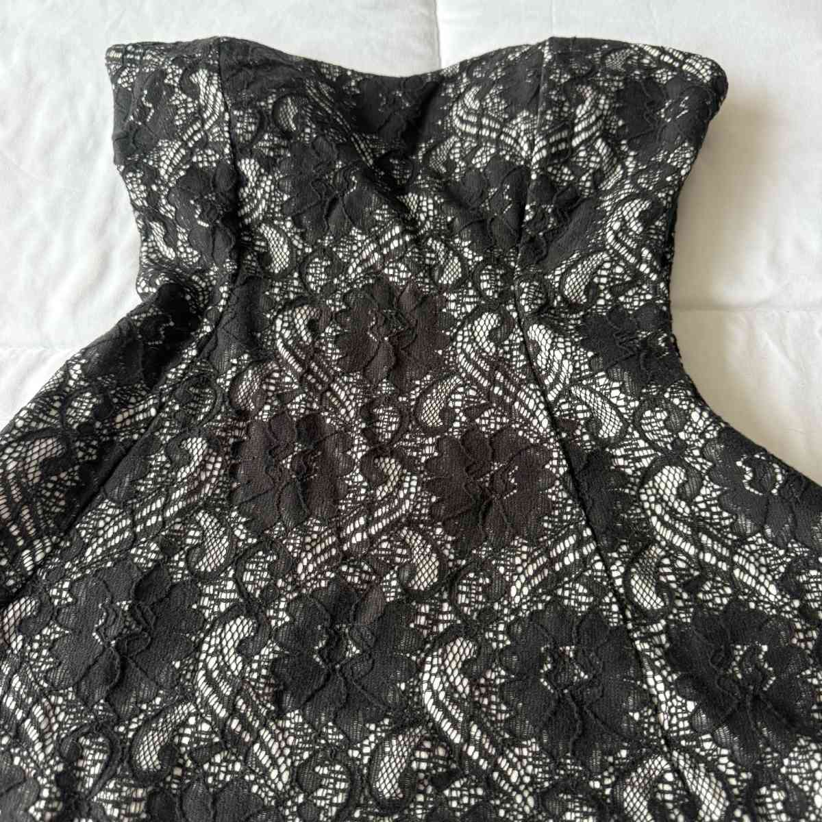 Love Culture Black Lace Strapless Padded Corset Peplum Top - Los Angeles, California - FleaMarketBay