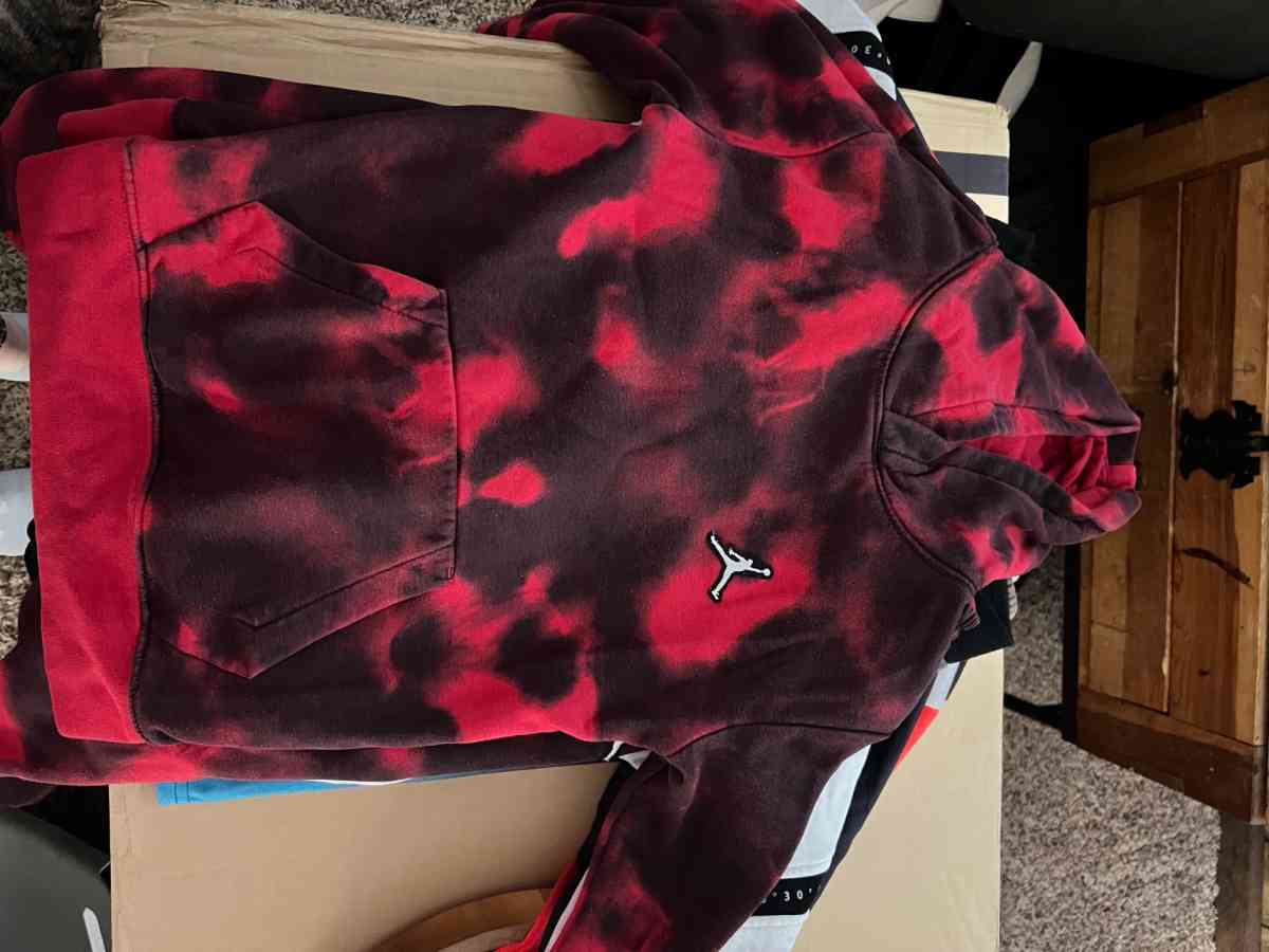 Box of Mixed Boys Clothes - Lithia Springs, Georgia