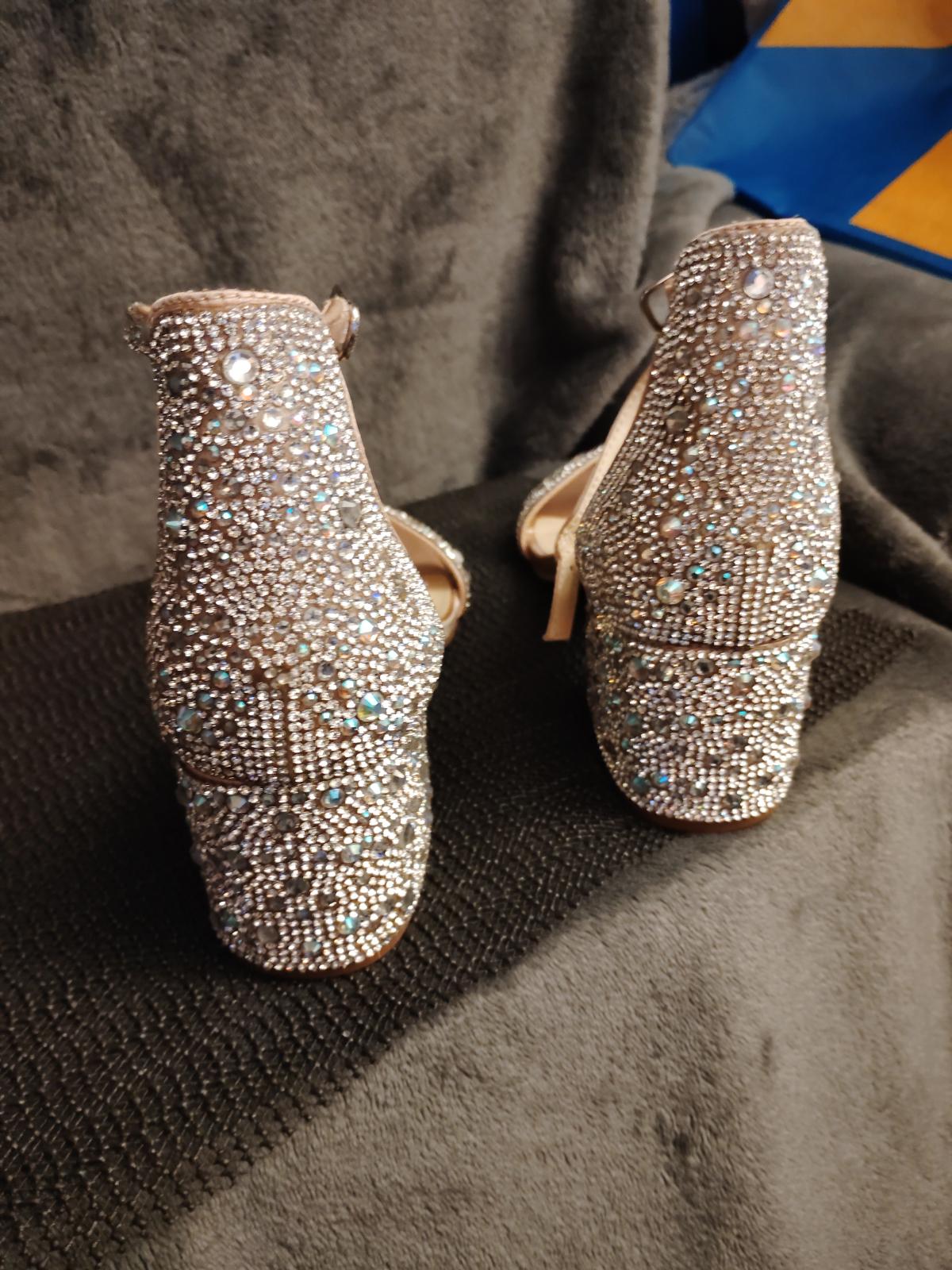 Betsey Johnson Mari Crystal Ankle Strap size 7 W - Virginia Beach, Virginia - FleaMarketBay