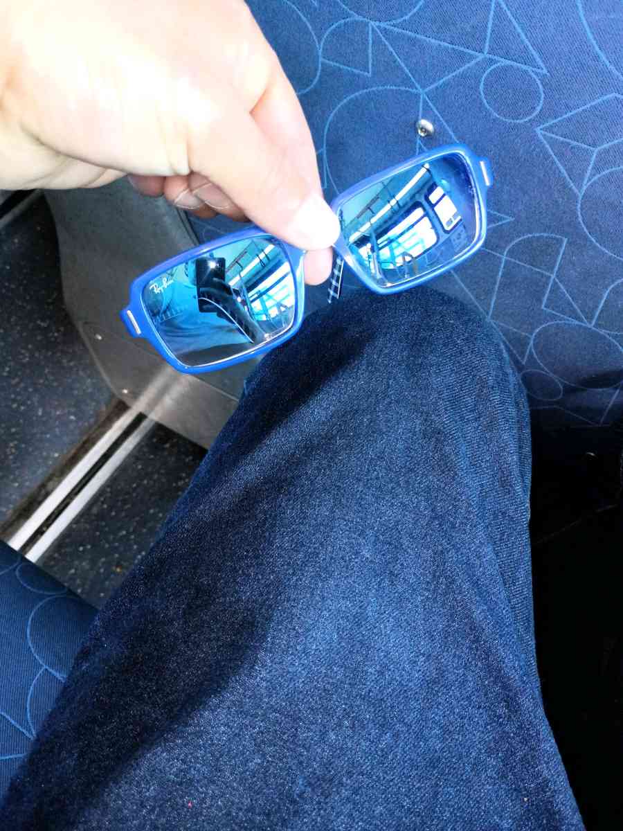 sunglasses - Fresno, California - FleaMarketBay