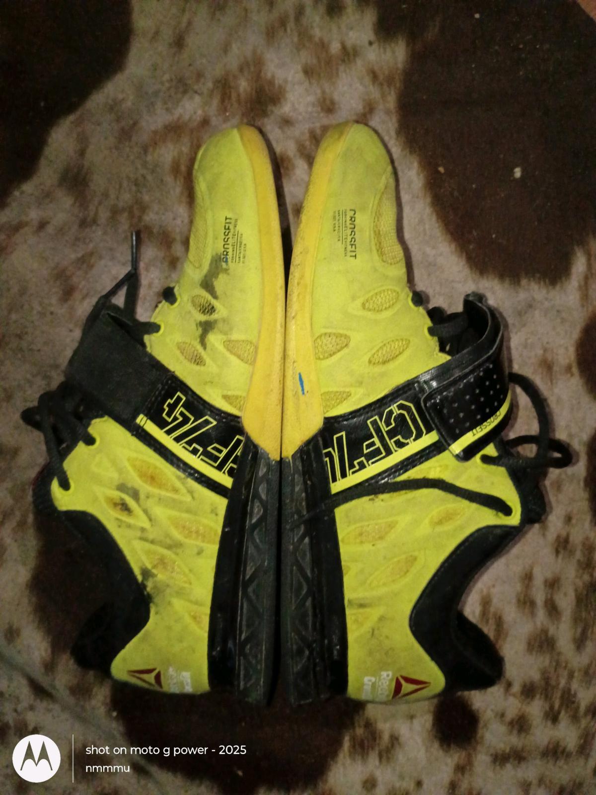 reebok lime green size 9 CrossFit shoes - Austin, Texas