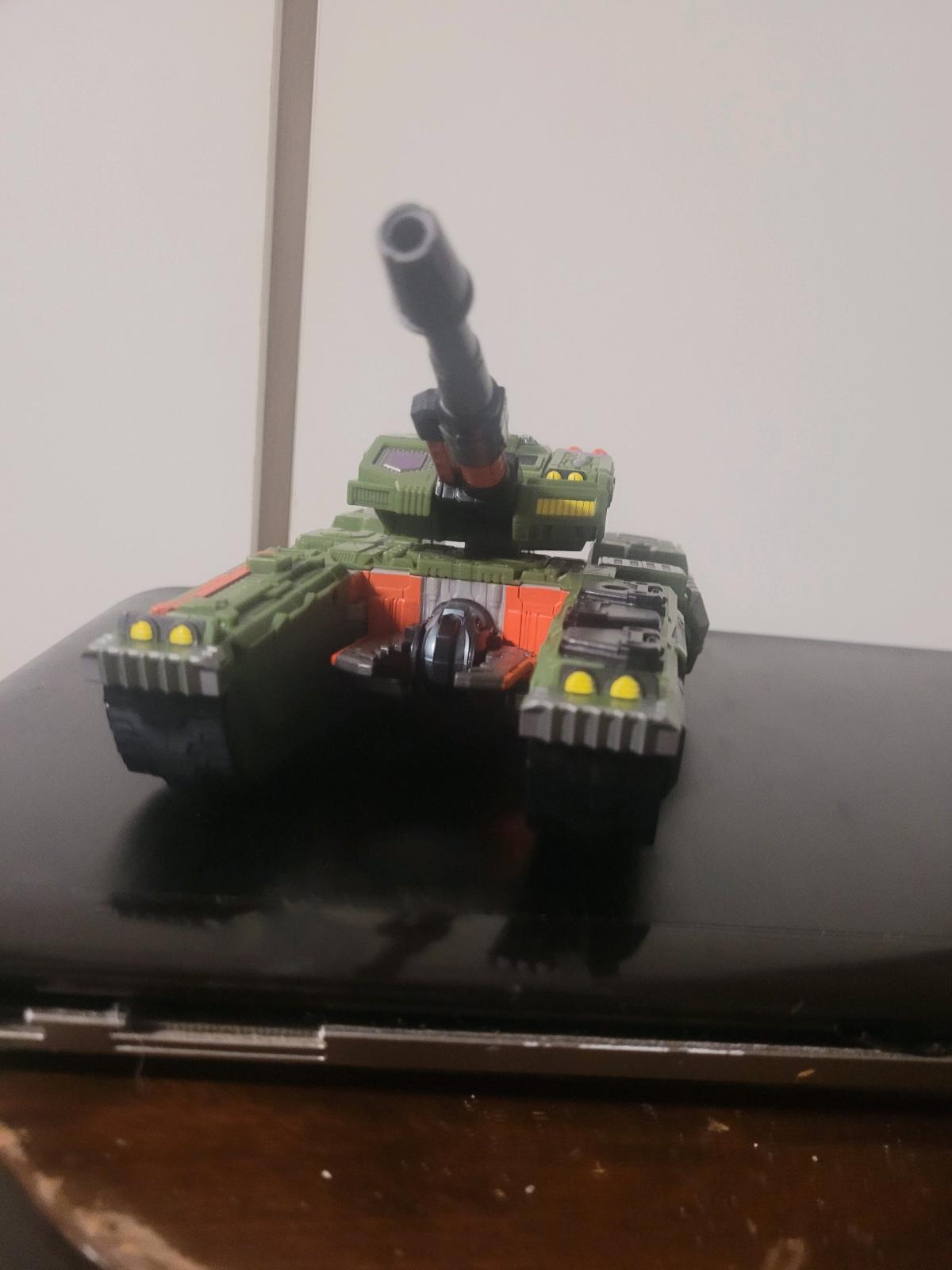 legacy armada megatron - Altavista, Virginia - FleaMarketBay