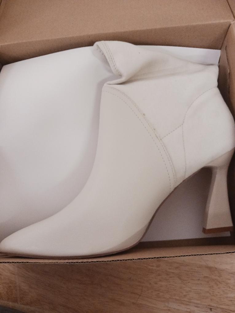 Coutgo Pointed Toe High Heel Ankle Boots size 9 1/2 - Virginia Beach, Virginia - FleaMarketBay