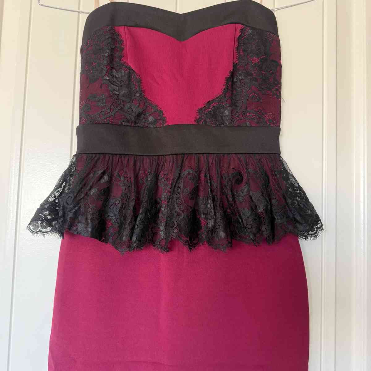 Elegant Strapless Burgundy Wine Red  Black Lace Peplum Cockt - Los Angeles, California - FleaMarketBay