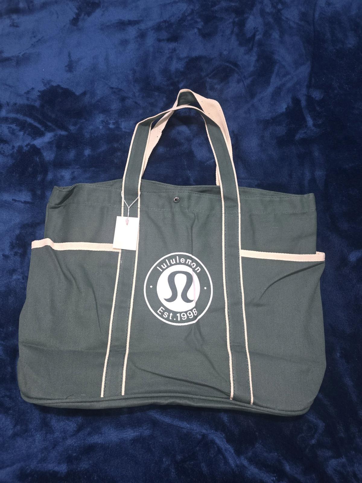 Bolsa para Dama - Riverside, California - FleaMarketBay