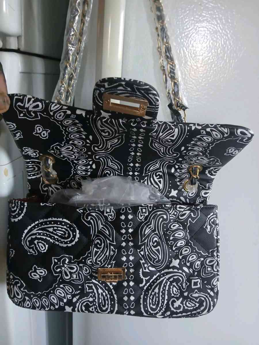 Paisley print handbag - Valley Center, California