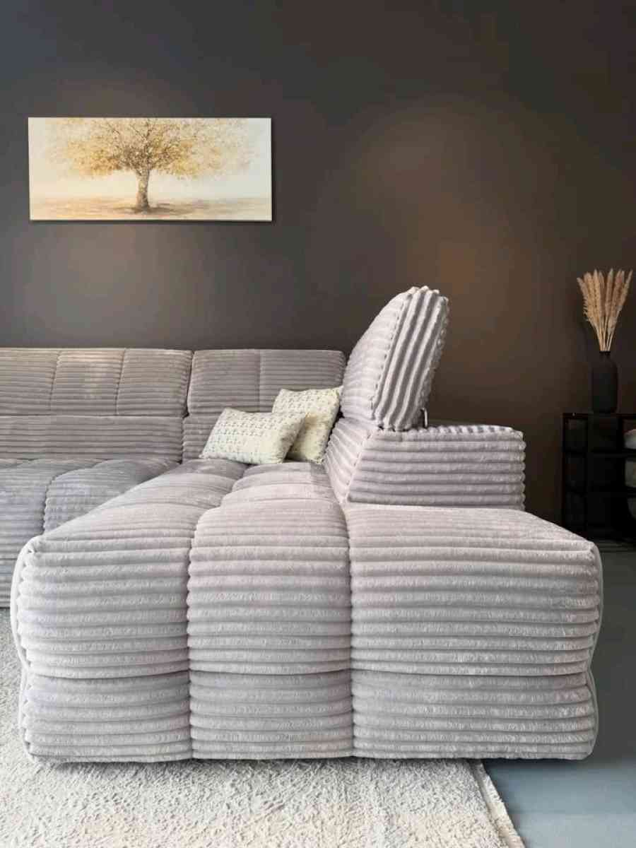 Hyleory Modular Corduroy Sectional - Dallas, Texas - FleaMarketBay