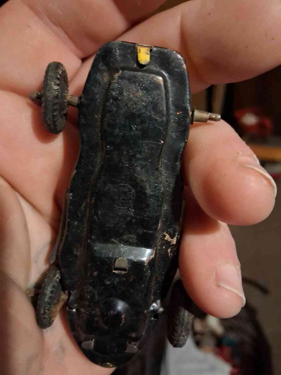 antique toys - Laurens, South Carolina - FleaMarketBay