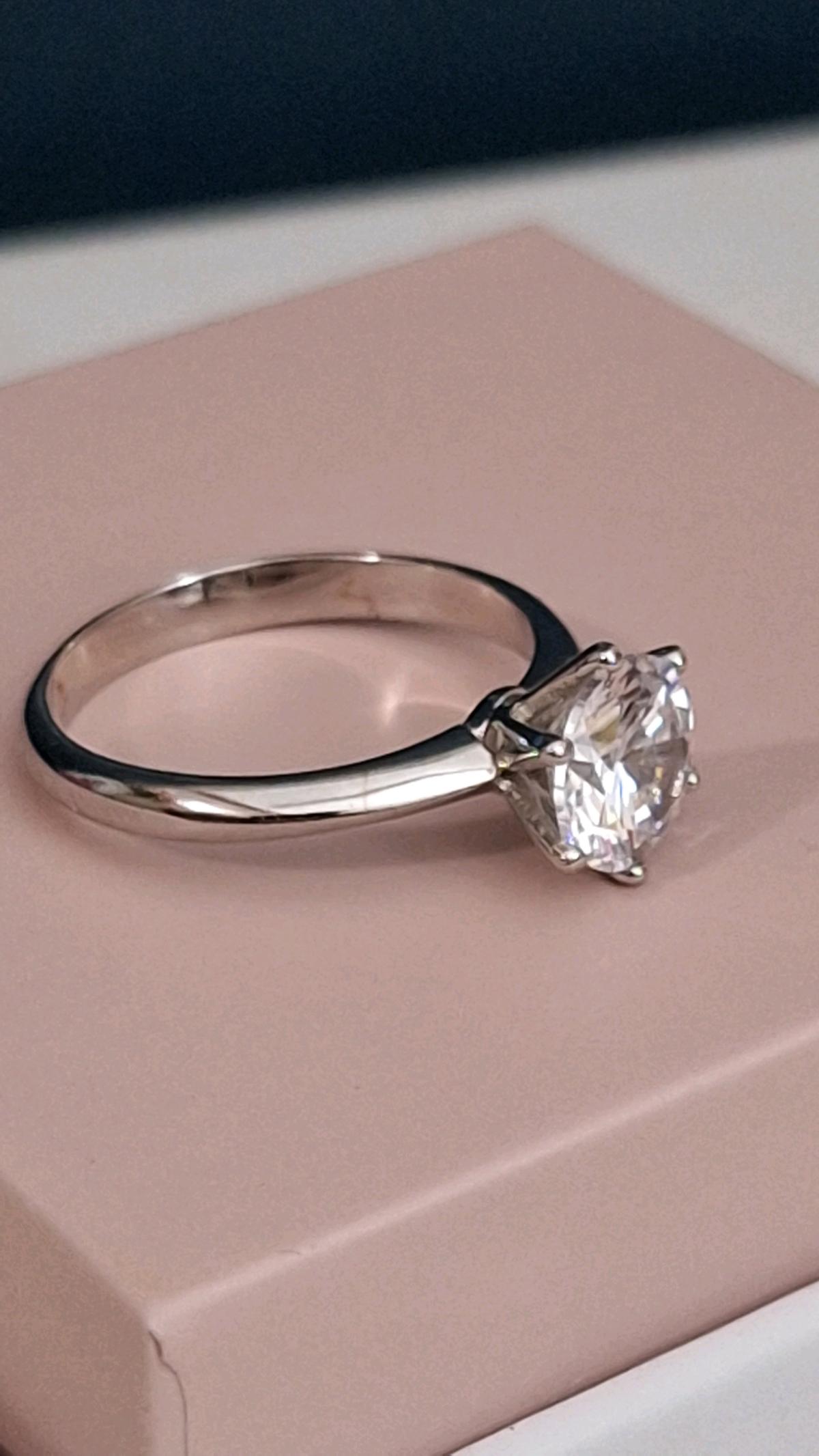 anillo moda - Adelanto, California - FleaMarketBay