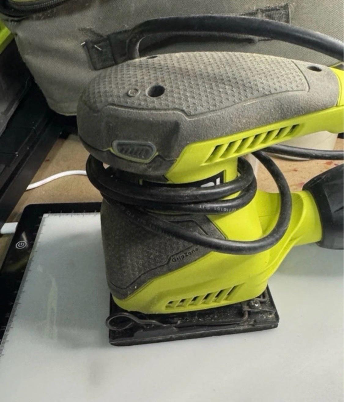 Ryobi 14 sheet Sander  Corded - Needville, Texas - FleaMarketBay