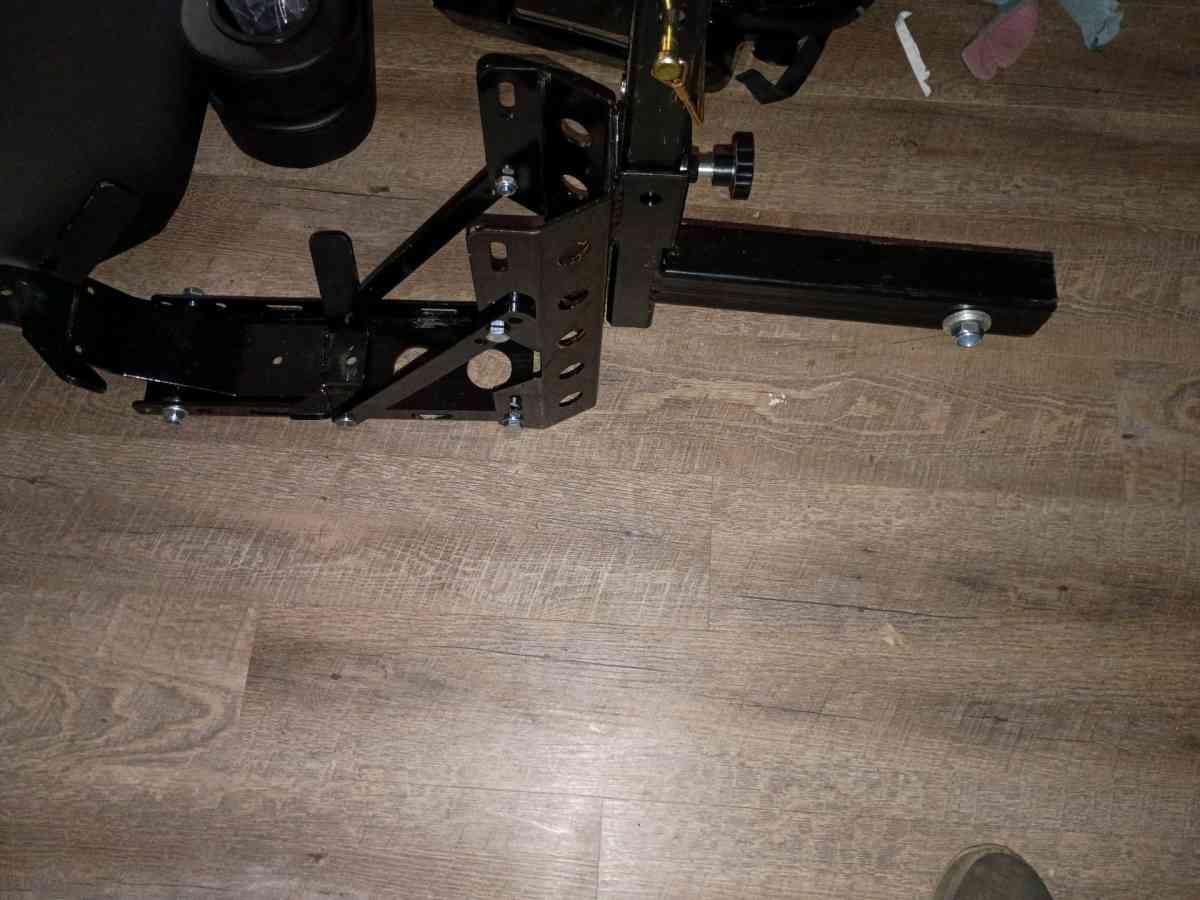 tow hitch mounted dirt bike carrier - Mobile, Alabama - FleaMarketBay