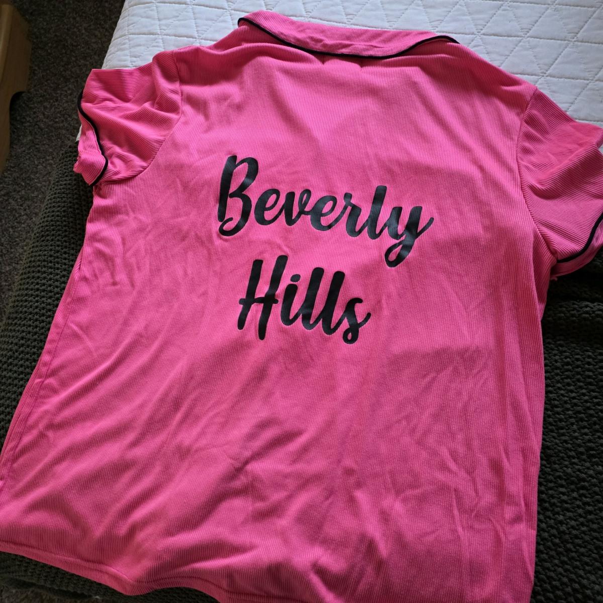 pink pajama set - Riverside, California - FleaMarketBay