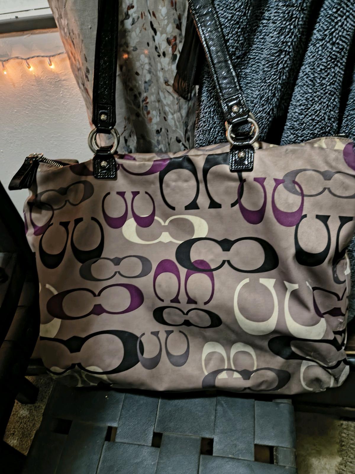 coach purse - Alicia, Arkansas - FleaMarketBay