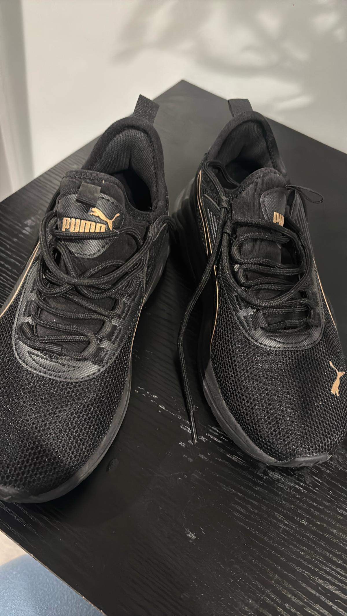 puma shoes - Victorville, California - FleaMarketBay