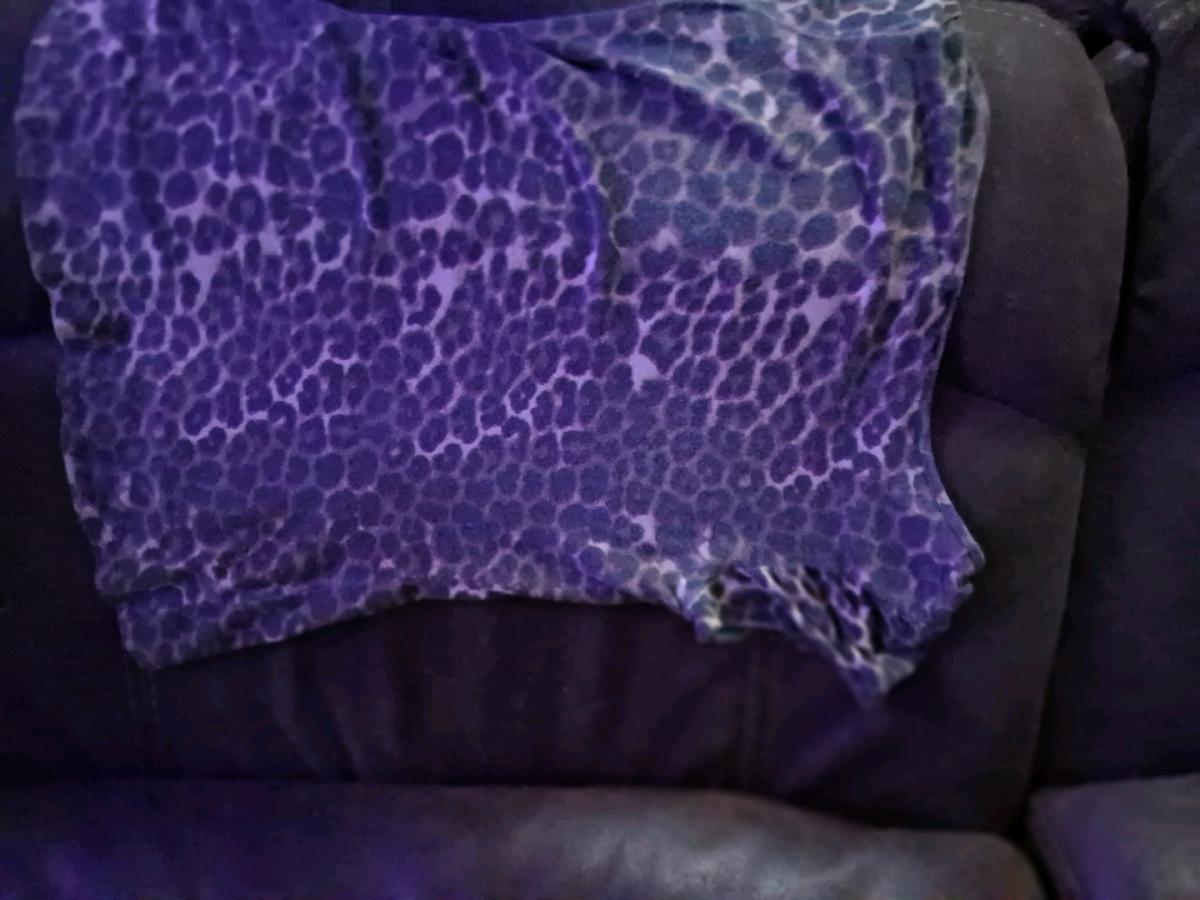 Womens cheetah print short sleeve shirt - Middlesex, North Carolina - FleaMarketBay