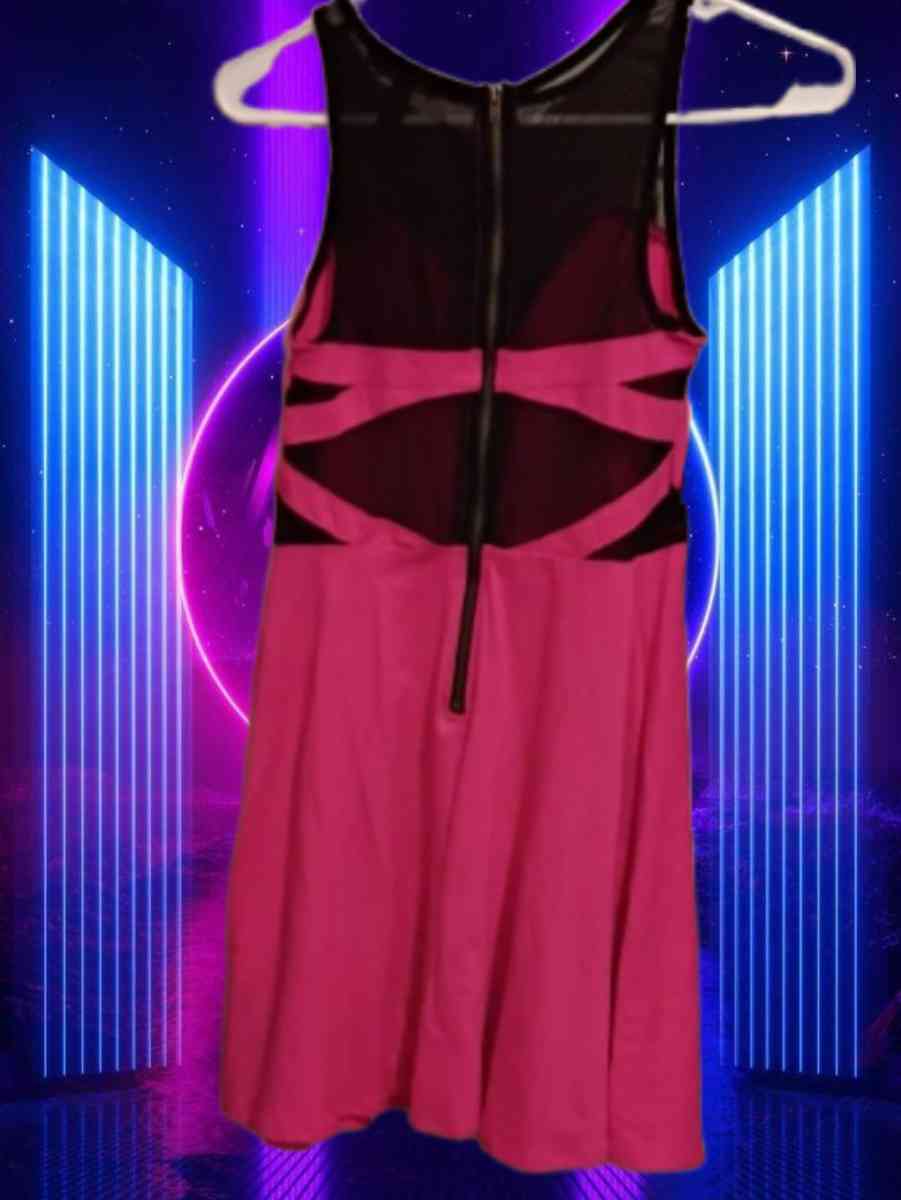 Womens Dresses - San Diego, California - FleaMarketBay