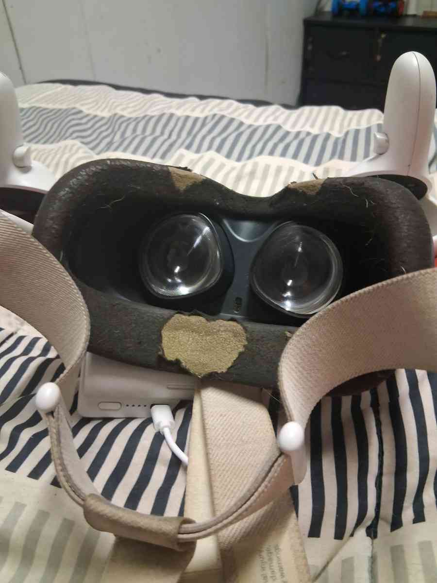 Oculus quest 2 - Sedalia, Missouri - FleaMarketBay