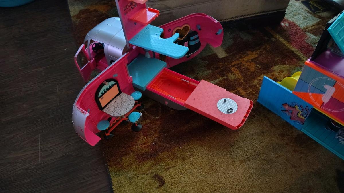 LOL Surprise Doll lot - Trenton, Georgia - FleaMarketBay