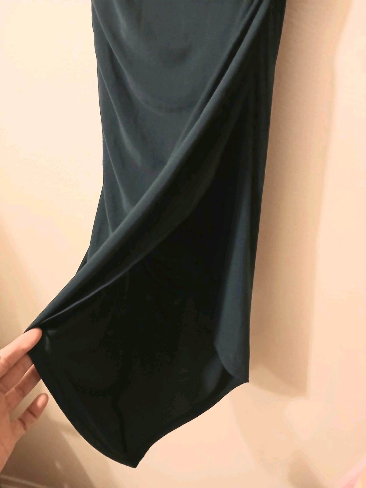 WINDSOR DREES - Fontana, California - FleaMarketBay